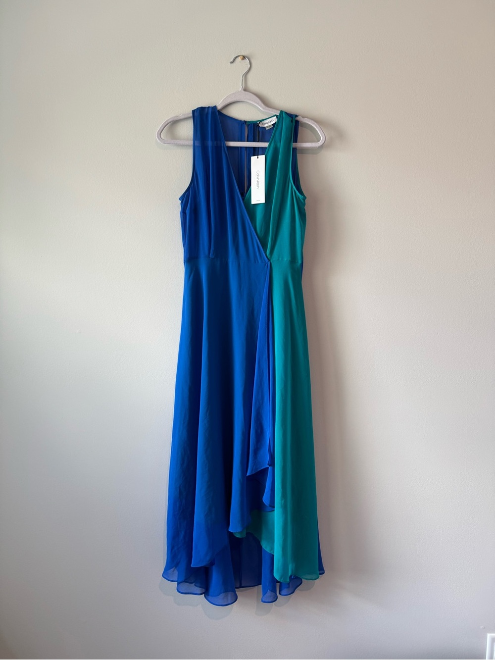 Calvin Klein Sleeveless Colorblock Chiffon Faux-Wrap Dress